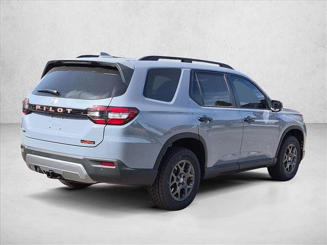 New 2026 Honda Pilot TrailSport image 2