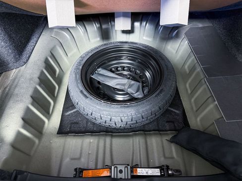 Certified 2025 Nissan Versa S w/ Trunk Package image 29