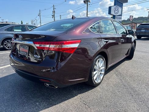 Used 2013 Toyota Avalon Limited FWD image 6
