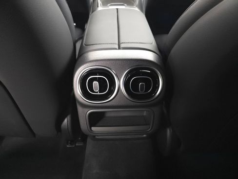 Certified 2026 Mercedes-Benz GLC 300 4MATIC image 27