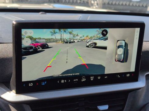 Used 2025 Ford Explorer Platinum w/ LUX Leather Package image 18