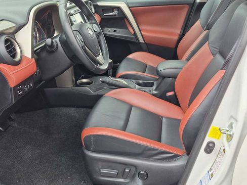Used 2015 Toyota RAV4 Limited w/ Technology Package AWD/4WD image 17