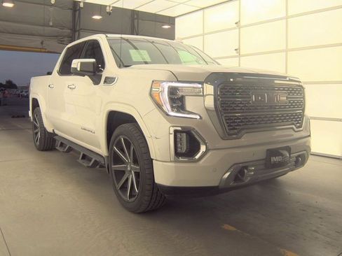 Used 2021 GMC Sierra 1500 Denali image 3