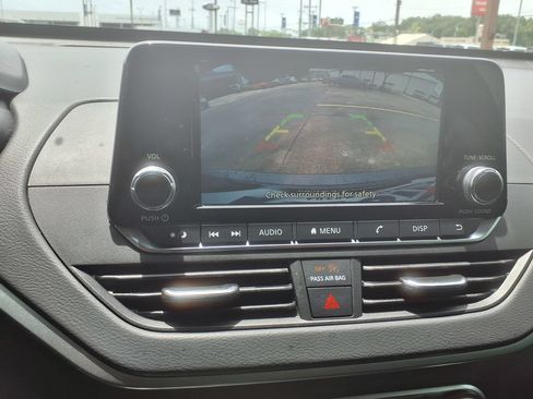 Used 2024 Nissan Altima 2.5 S FWD image 26