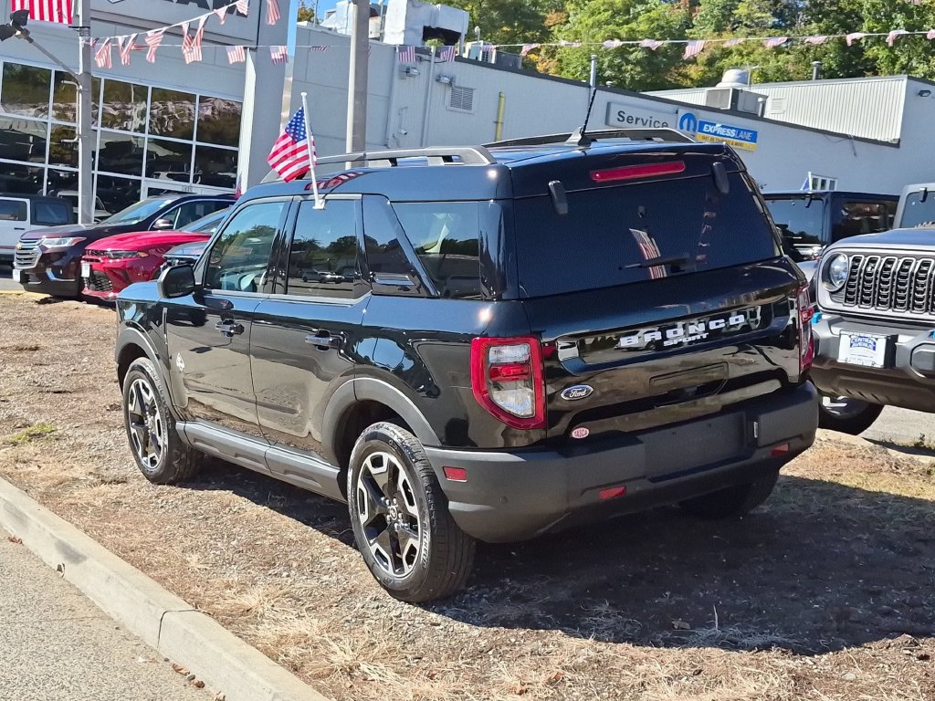 Used 2023 Ford Bronco Sport Outer Banks AWD/4WD image 10