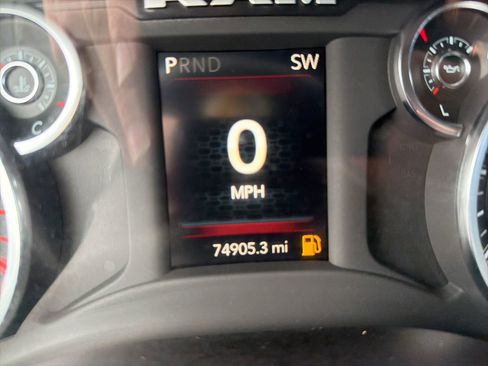 Used 2024 RAM 2500 Big Horn w/ Off Road Package image 18