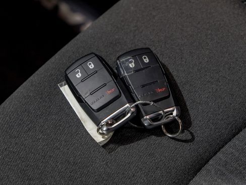 Used 2024 RAM 2500 Big Horn w/ Safety Group image 67