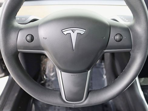 Used 2020 Tesla Model 3 Performance image 15