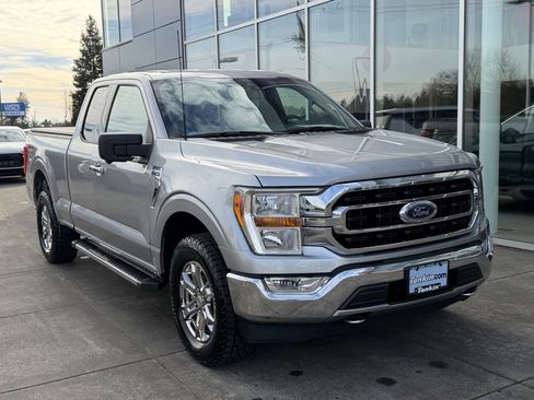 Used 2021 Ford F150 XLT w/ Equipment Group 301A Mid image 2