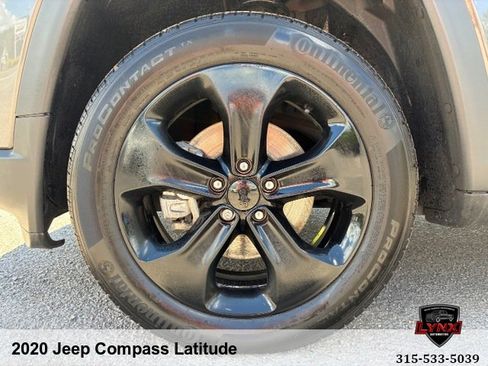 Used 2020 Jeep Compass Latitude AWD/4WD image 29