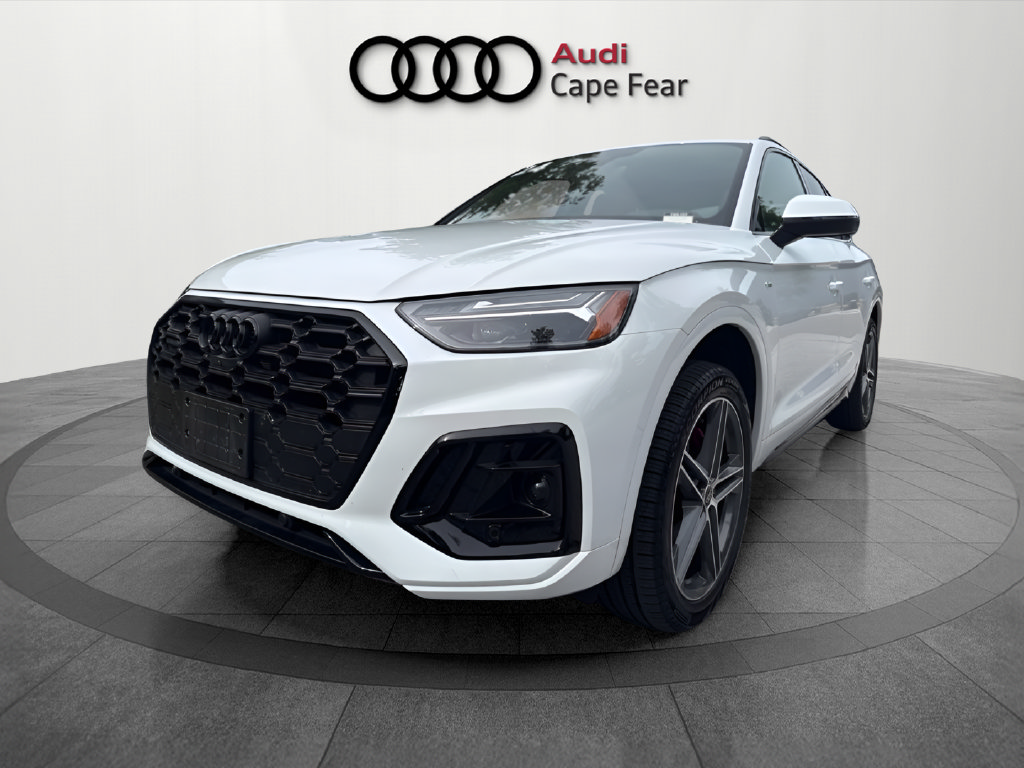 Used 2024 Audi Q5 e Premium Plus w/ Premium Plus Package AWD/4WD image 13