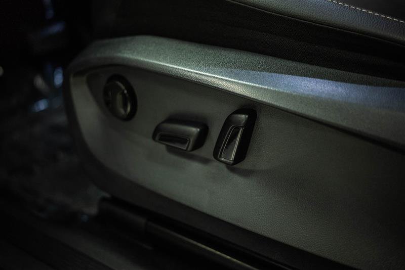 Used 2024 Volkswagen Tiguan Wolfsburg Edition AWD/4WD image 17
