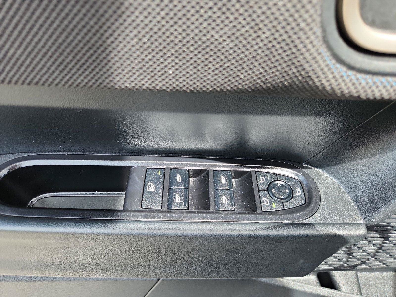 Used 2025 MINI Cooper S FWD image 17