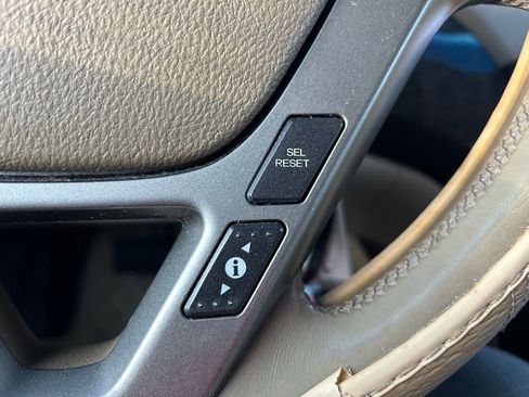Used 2011 Acura MDX w/ Technology Package AWD/4WD image 27