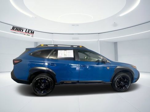 Used 2023 Subaru Outback Wilderness image 2