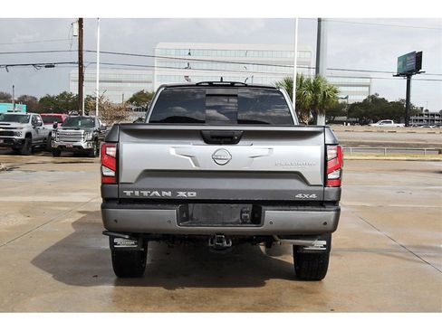 Used 2023 Nissan Titan Platinum Reserve w/ Moonroof Package image 5