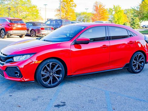 Used 2018 Honda Civic Sport image 4