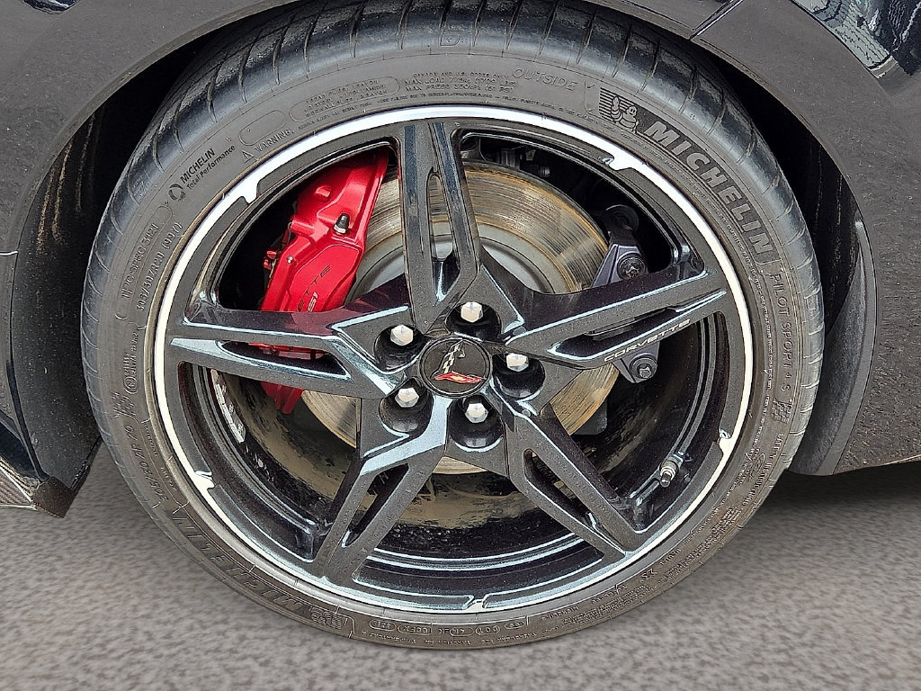 Used 2020 Chevrolet Corvette Stingray Premium Cpe w/ 3LT Preferred Equipment Group RWD image 8