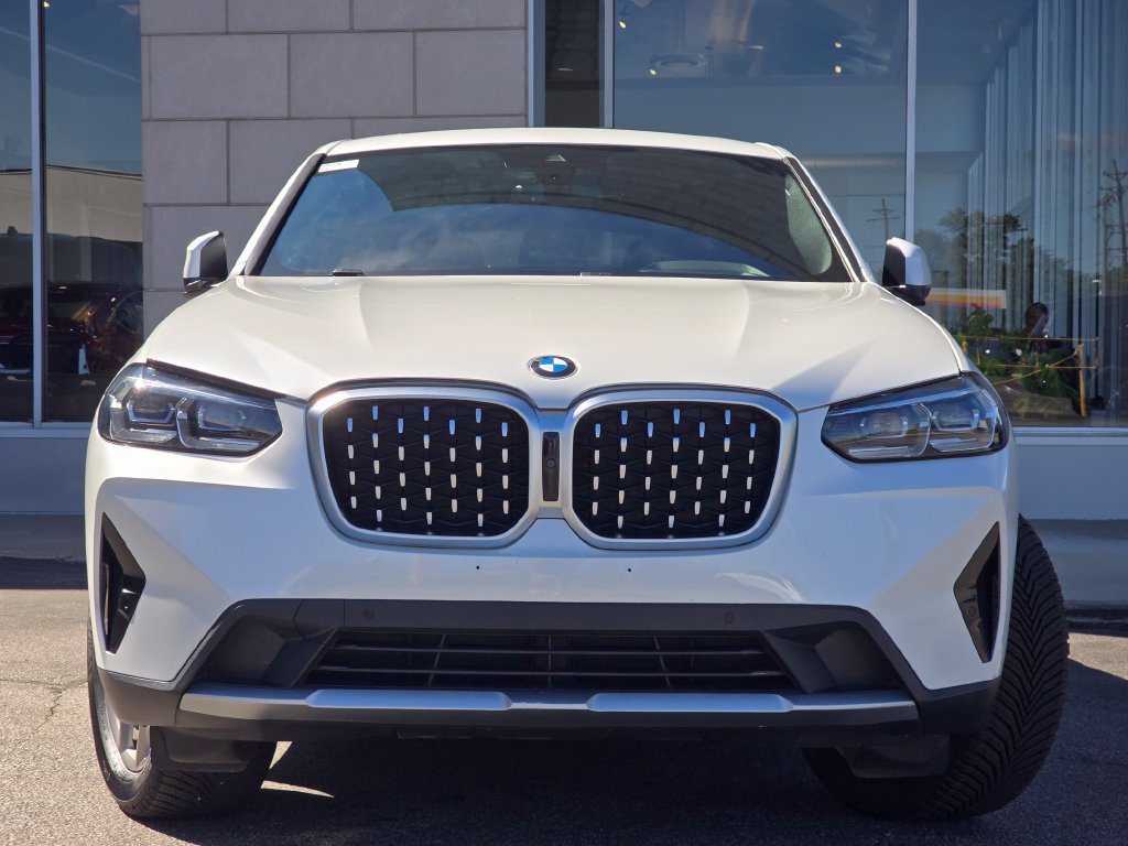 Used 2022 BMW X4 xDrive30i w/ Premium Package AWD/4WD image 14