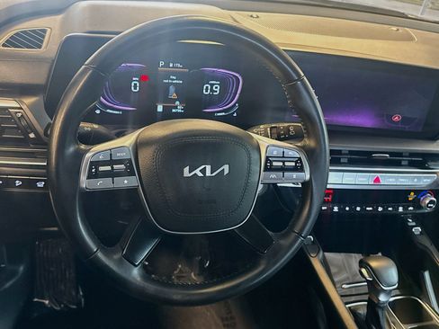 Used 2025 Kia Telluride S AWD/4WD image 18
