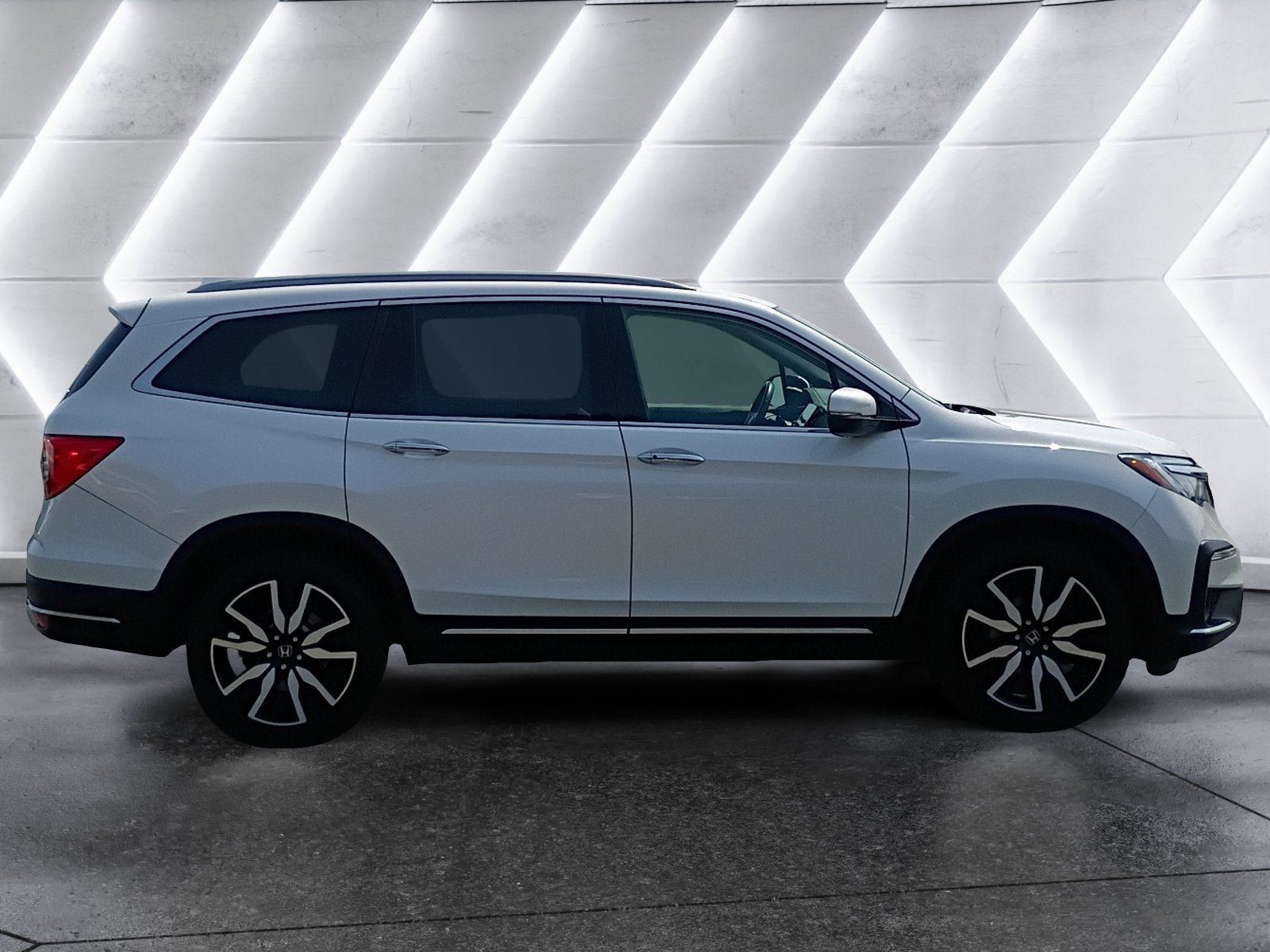 Used 2021 Honda Pilot Touring image 7