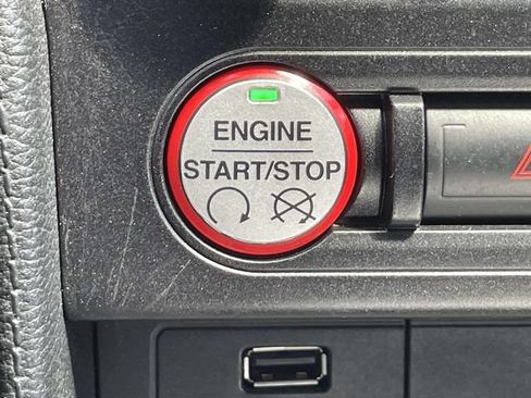 Used 2015 Ford Mustang GT RWD image 18