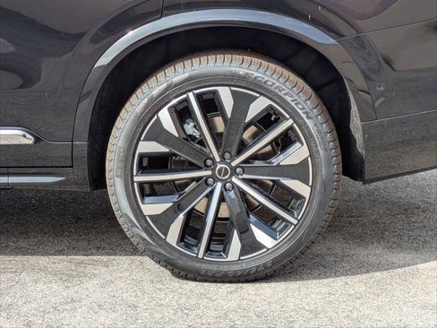 New 2026 Volvo XC90 T8 Ultra w/ Protection Package Premier image 6
