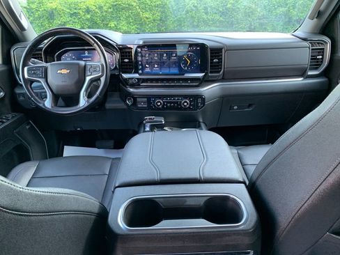 Used 2023 Chevrolet Silverado 1500 LTZ w/ LTZ Premium Package AWD/4WD image 16