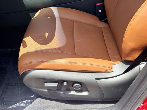 New 2025 VinFast VF 8 Plus AWD/4WD image 18
