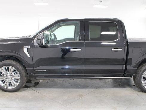 Used 2024 Ford F150 Platinum w/ Equipment Group 703A Plus AWD/4WD image 6