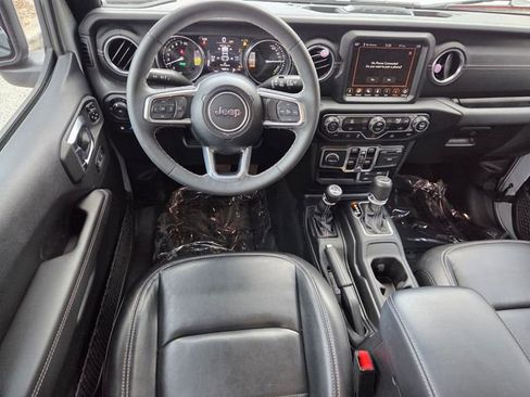 Certified 2023 Jeep Wrangler Unlimited Sahara AWD/4WD image 9