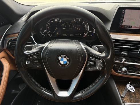 Used 2019 BMW 540i w/ Convenience Package RWD image 18