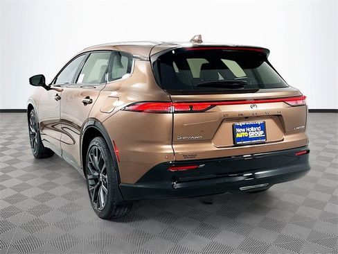 New 2025 Toyota Crown Signia image 22