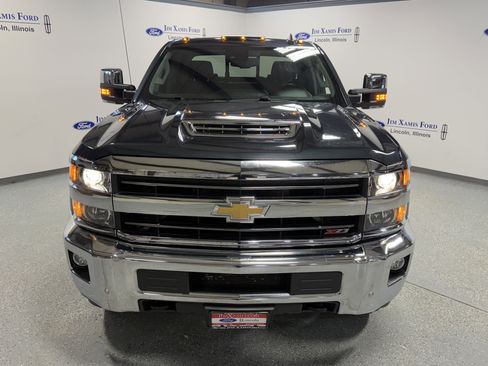 Used 2018 Chevrolet Silverado 2500 LTZ w/ Duramax Plus Package image 2