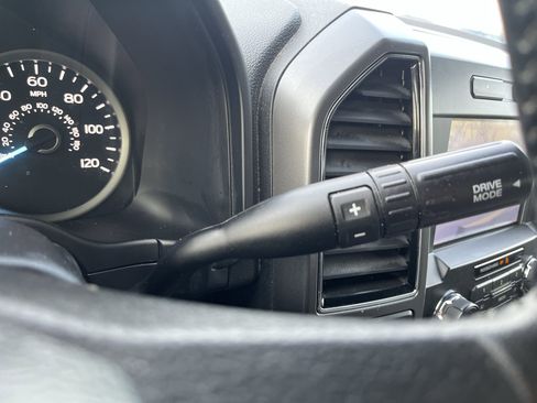 Used 2019 Ford F150 XLT w/ Equipment Group 302A Luxury image 16