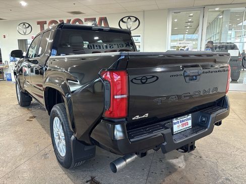 New 2026 Toyota Tacoma SR5 image 8