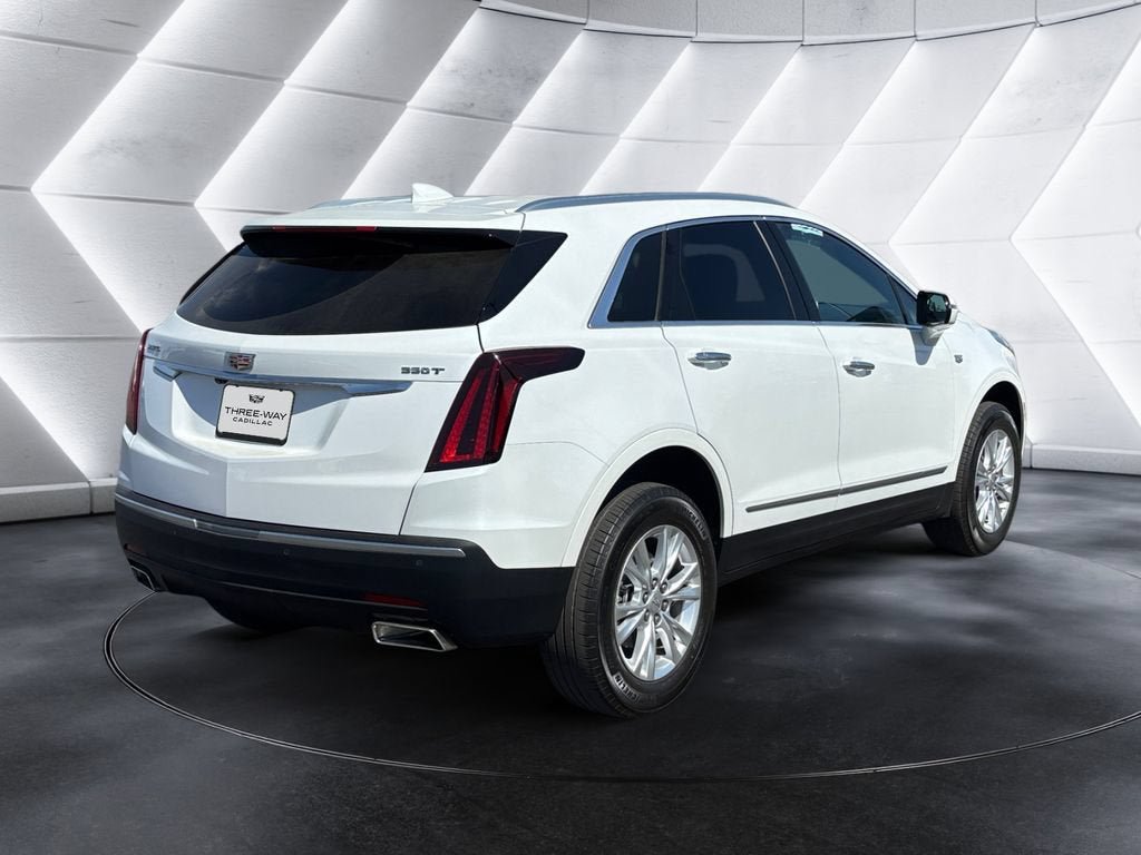 Certified 2024 Cadillac XT5 Luxury FWD image 5