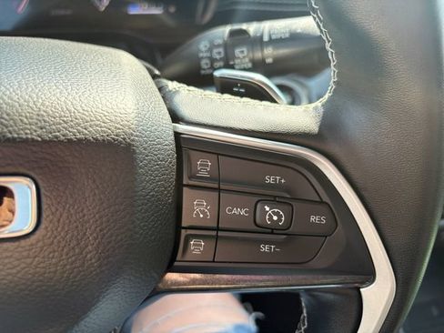 Used 2022 Jeep Grand Cherokee L Laredo w/ Luxury Tech Group I AWD/4WD image 26