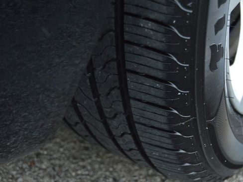 Used 2013 Chevrolet Camaro LT image 7