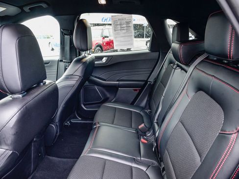 Used 2025 Ford Escape ST-Line w/ Tech Pack #1 image 17