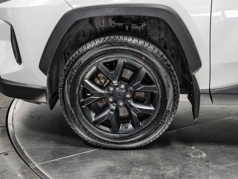Certified 2022 Toyota RAV4 LE FWD image 10