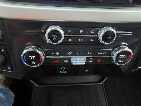 Used 2021 Ford F150 XLT w/ Equipment Group 302A High image 20