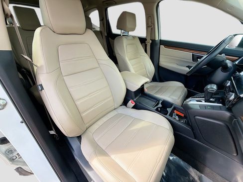 Used 2018 Honda CR-V Touring image 15