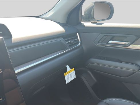 New 2026 GMC Terrain Denali AWD/4WD image 11