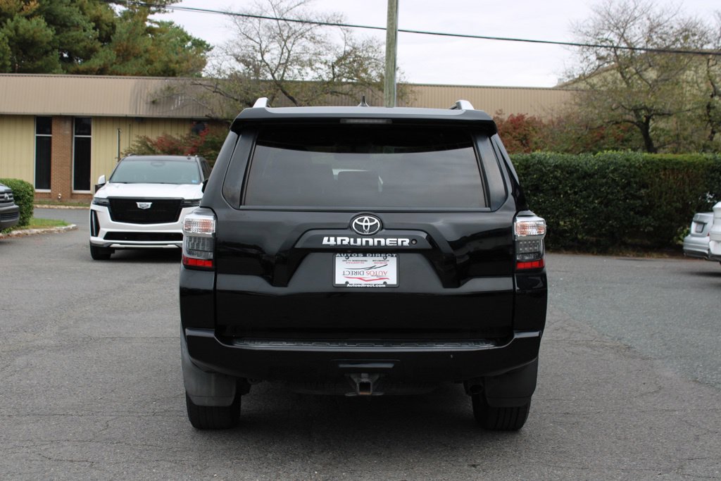 Used 2018 Toyota 4Runner SR5 RWD image 6