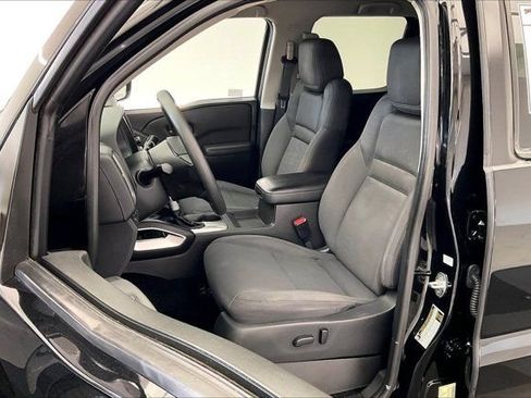 Used 2022 Nissan Frontier SV AWD/4WD image 17