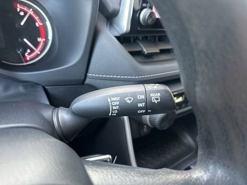 Certified 2023 Toyota RAV4 LE AWD/4WD image 28
