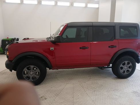 Used 2025 Ford Bronco Big Bend AWD/4WD image 2
