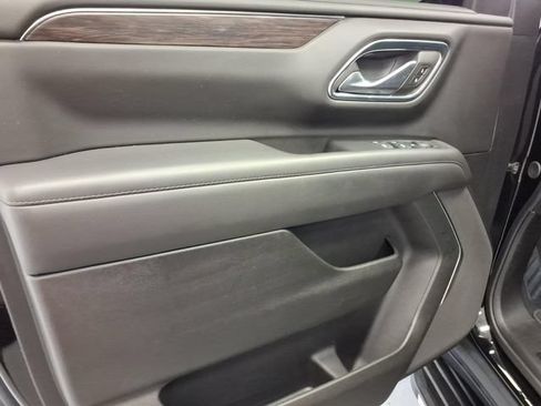 Used 2024 Chevrolet Tahoe LS RWD image 11