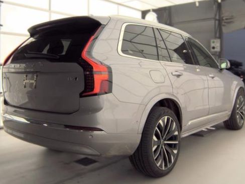Used 2026 Volvo XC90 B6 Plus AWD/4WD image 2